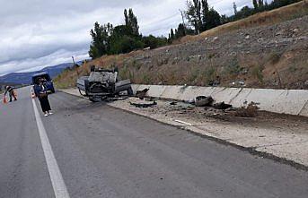 Tokat'ta otomobil devrildi: 3 yaralı