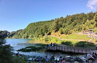 Ulugöl Tabiat Parkı'nı bayramda 40 bin kişi ziyaret etti