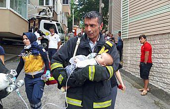 Yangında dumandan etkilenen bebek tedaviye alındı