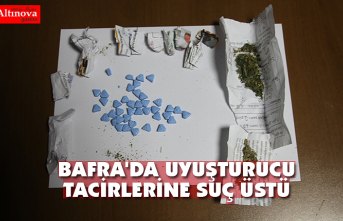BAFRA'DA UYUŞTURUCU TACİRLERİNE SUÇ ÜSTÜ