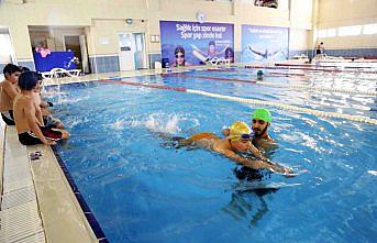 Bağcılar'da öğrencilere ücretsiz havuz imkanı