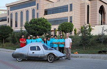 Bartın Üniversitesi ikinci elektrikli otomobilini üretti
