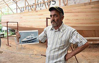 Çadır atölyede yaptığı yatlar uzak denizlerde turluyor