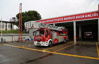 Havalandırma boşluğuna düşen yavru kedi kurtarıldı