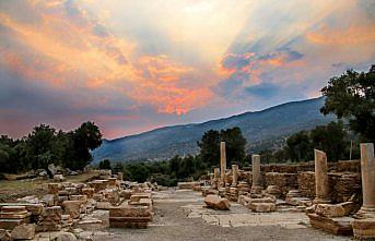 İş Bankası'ndan Nysa Antik Kenti'ndeki kazılara destek