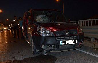 Motosiklet hafif ticari araçla çarpıştı: 1 ölü