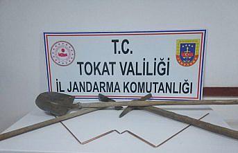 Tokat'ta kaçak kazı yapan 5 kişi suçüstü yakalandı