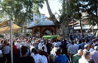 Trafik kazasında ölen müftü son yolculuğuna uğurlandı