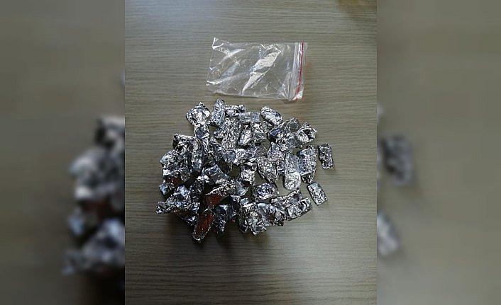 Uyuşturucu sattığı iddia edilen kişi tutuklandı