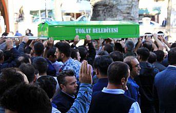 9 yaşındaki Mete lösemiye yenildi