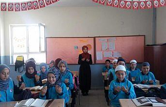 Barış Pınarı Harekatı'na İstiklal Marşı'yla destek