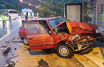 Gümüşhane'de iki otomobil çarpıştı: 2 yaralı