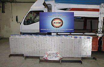 Kamyon kasasındaki zuladan gümrük kaçağı sigara çıktı