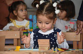 Oyuncak kütüphanesi köy çocuklarının 