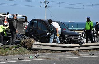Samsun'da otomobil ile minibüs çarpıştı: 2 yaralı