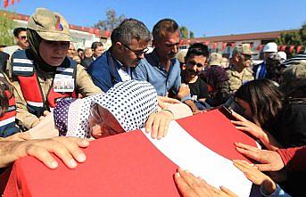 Şehit Kadir Seçgin son yolculuğuna uğurlandı