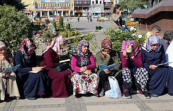 Şerife Bacı'nın torunları Mehmet için dua etti