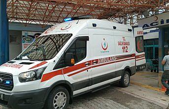 Vezirköprü'de bıçaklı kavga: 1 yaralı