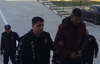 Amasya'da kızdığı eşinin iş yerine molotofkokteyli atan kadın adliyede