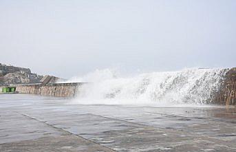 Bartın'da rüzgar nedeniyle balıkçılar denize açılamadı
