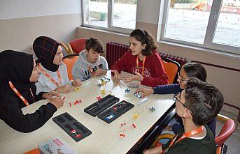 Havza'da YGA'lı gençlerden öğrencilere bilim eğitimi