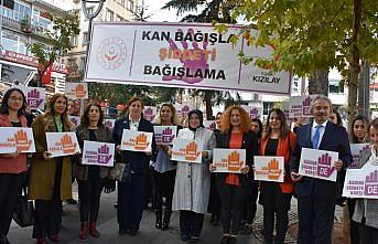 İl protokolünün eşlerinden 