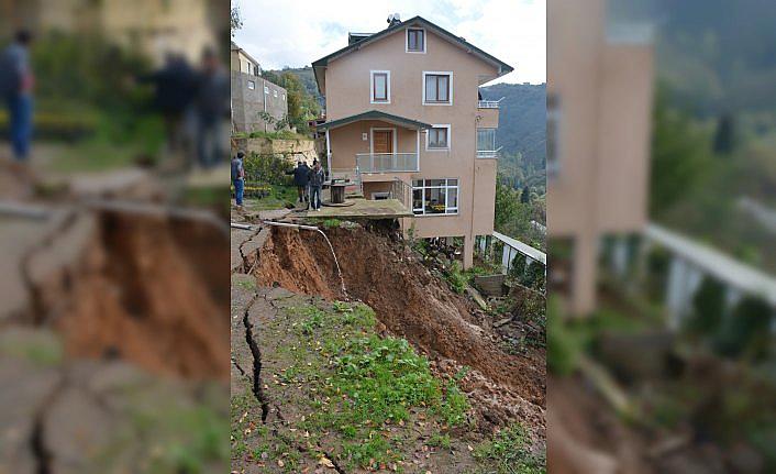 Karadeniz'de sağanak ve kar yağışı etkili oldu