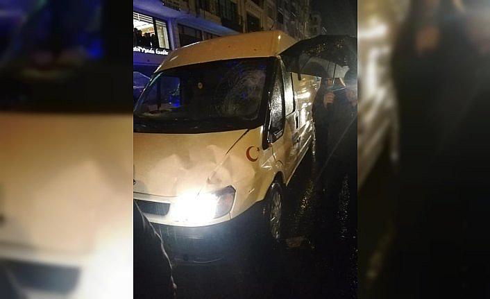 Ordu'da minibüsün çarptığı çift yaralandı