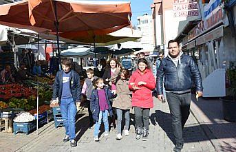 Özel öğrencilerden esnaf ziyareti