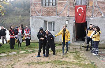 Şehit Furkan Yılmaz'ın Bartın'daki ailesine şehadet haberi verildi