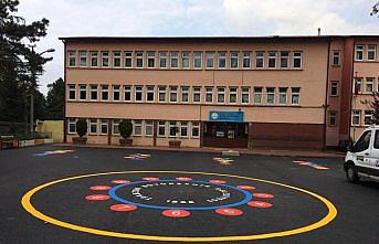 Trabzon'da ilkokulların bahçelerine geleneksel oyun olanları