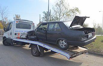 Zonguldak'ta iki otomobil çarpıştı: 1 yaralı