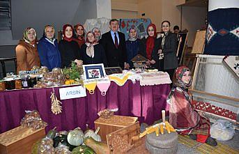 AK Parti Trabzon İl Kadın Kollarının hazırladığı Hanımeli Çarşısı açıldı