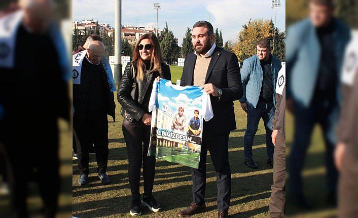 Altay ve Trabzonsporlu eski futbolcular, Türkiye Kupası maçı öncesinde buluştu