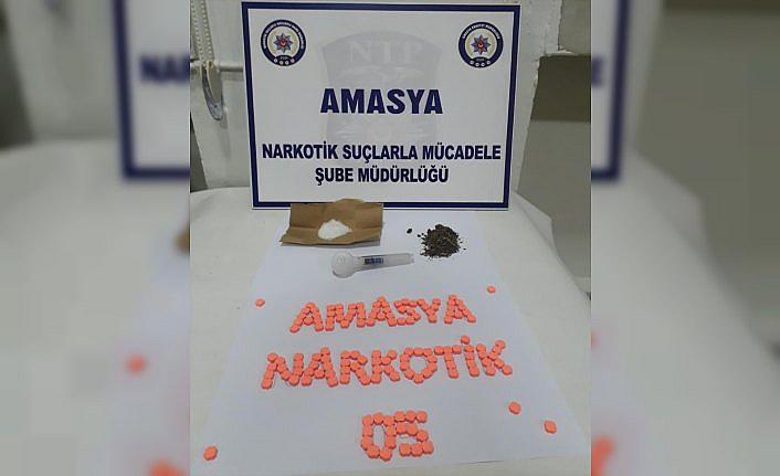 Amasya'da yolcu otobüsünde uyuşturucu ele geçirildi