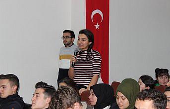 Başkan Karadeniz öğrencilerle biraraya geldi