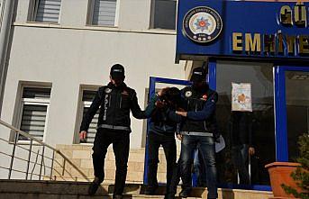 Gümüşhane'de yolcu otobüsünde 1 kilogram esrar ele geçirildi