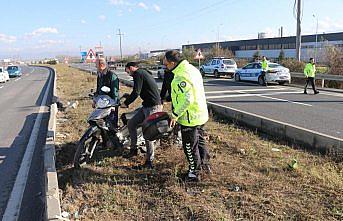 GÜNCELLEME - Düzce'de motosiklet kazası: 1 ölü, 1 yaralı