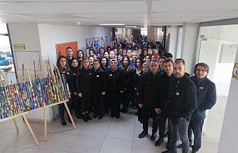 Lise öğrencilerinden kadına şiddete karşı farkındalık sergisi