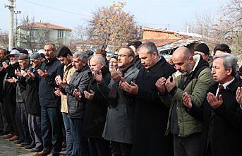 Ordu Valisi Seddar Yavuz'un kayınpederinin cenazesi Eskişehir'de toprağa verildi