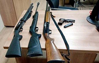 Tokat'ta evlerden hırsızlık yaptıkları iddiasıyla iki şüpheli tutuklandı