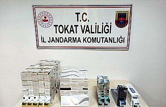 Tokat'ta yolcu otobüsünde 1123 paket kaçak sigara bulundu