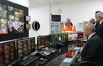 Ulaştırma ve Altyapı Bakanı Turhan, yeni yıla Bolu Dağı'nda girdi: