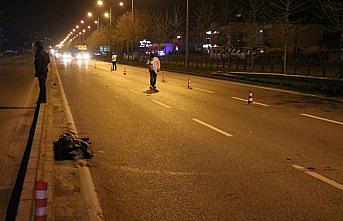 Art arda 2 aracın çarptığı genç hayatını kaybetti