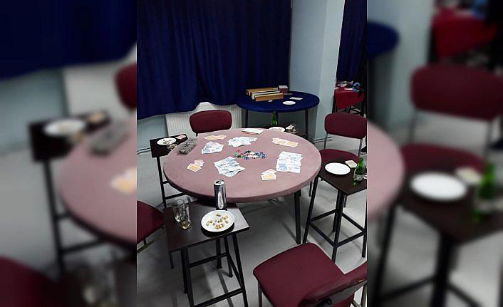 Bolu'da evde kumar oynayan 8 kişiye para cezası
