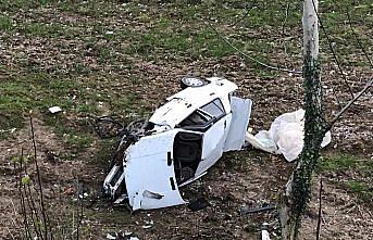 Çarşamba'da şarampole devrilen otomobilin sürücüsü yaralandı