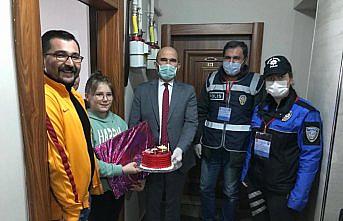 Giresun'da 23 Nisan'da doğan çocuklara doğum günü sürprizi