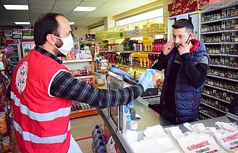 Kızılay esnafa hijyen paketi dağıttı