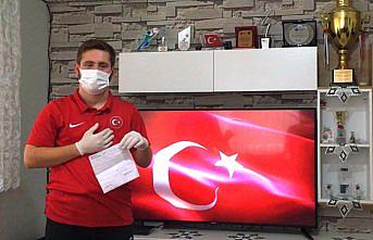 Özel sporcu Topaloğlu'ndan Milli Dayanışma Kampanyası'na destek