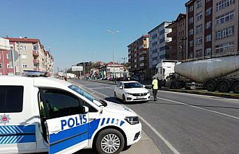 Sakarya ve Zonguldak'ta sokağa çıkma yasağına uymayan 298 kişiye ceza kesildi